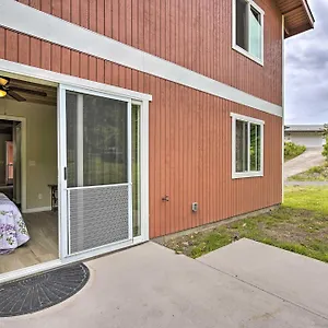 Apartment Cozy Escape Near Pristine Beaches, Kailua-Kona